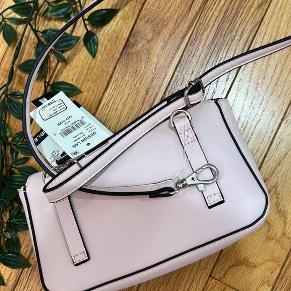 Cross body bag - Picture 4 of 7